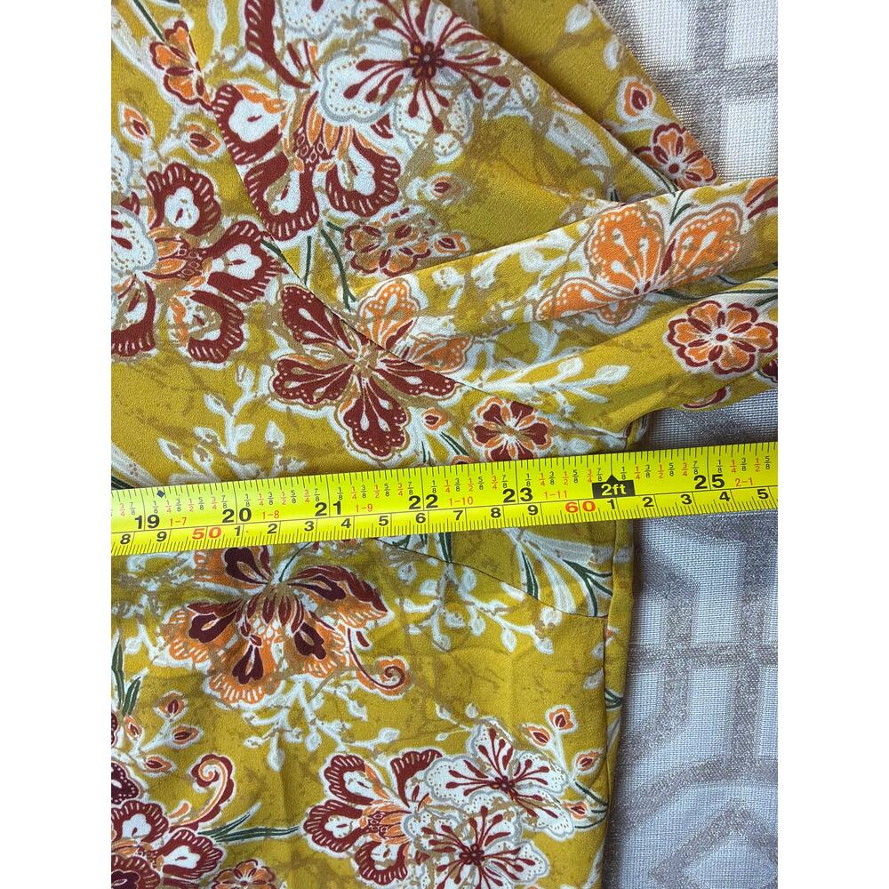 DR2 by Daniel Rainn Yellow Floral Split V-Neck Blouse, XXL - Picture 5 of 7